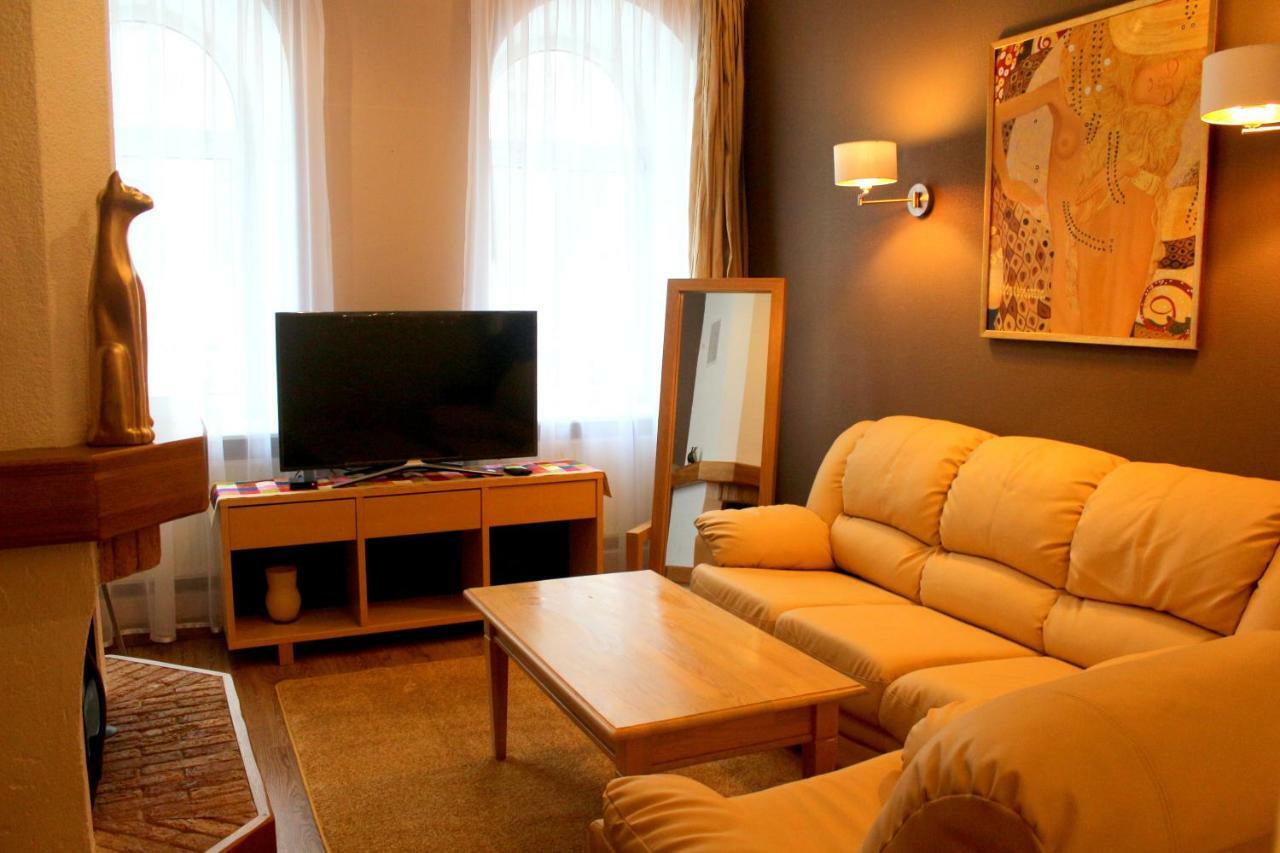 Gustav House Apartamento Daugavpils Exterior foto